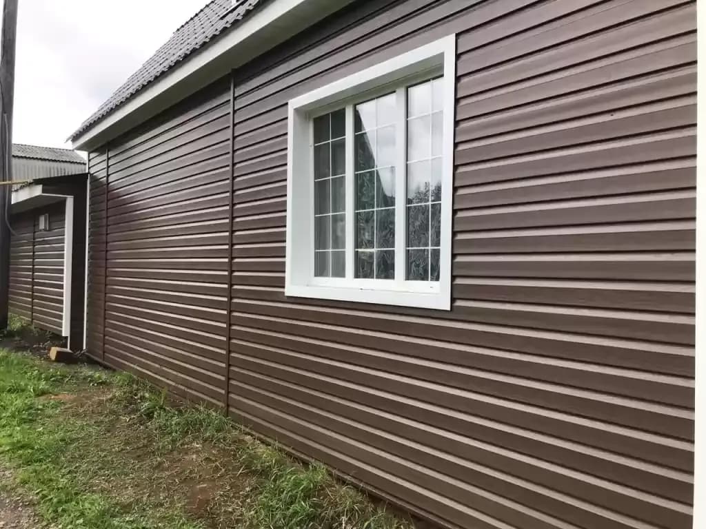 Как обшить дом металлическим сайдингом своими руками